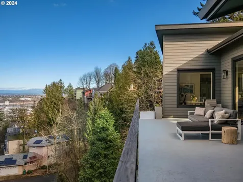 3021 Nw Luray Terrace Portland OR 97210