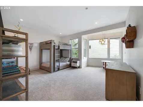 3021 Nw Luray Terrace Portland OR 97210