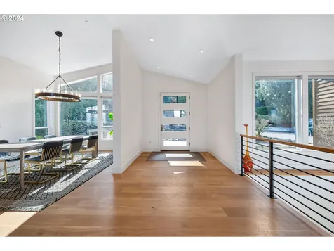 3021 Nw Luray Terrace Portland OR 97210