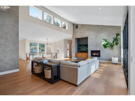 3021 Nw Luray Terrace Portland OR 97210