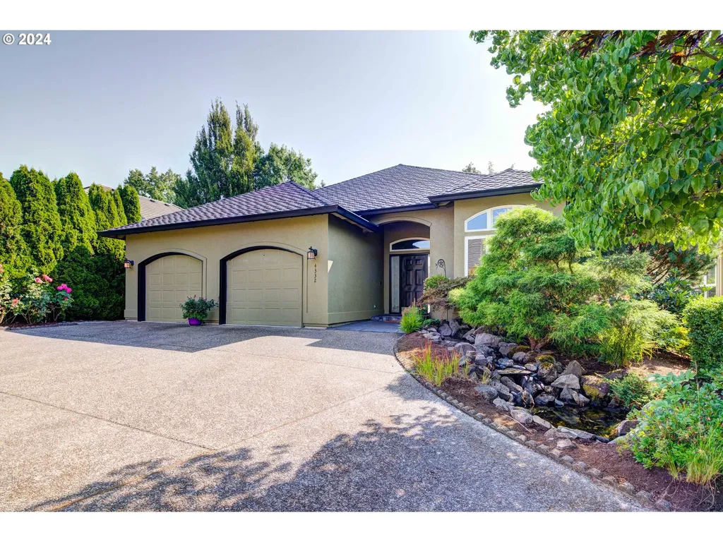 4332 Nw Tamoshanter Way Portland OR 97229