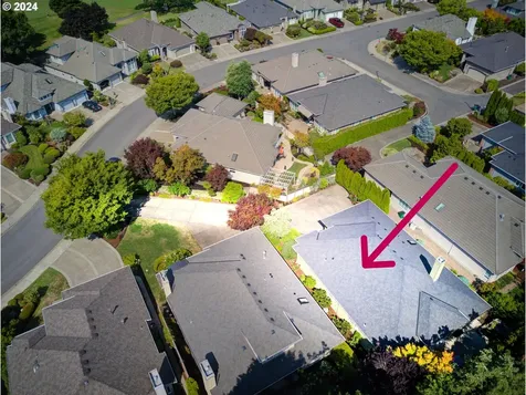 4332 Nw Tamoshanter Way Portland OR 97229