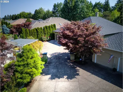 4332 Nw Tamoshanter Way Portland OR 97229