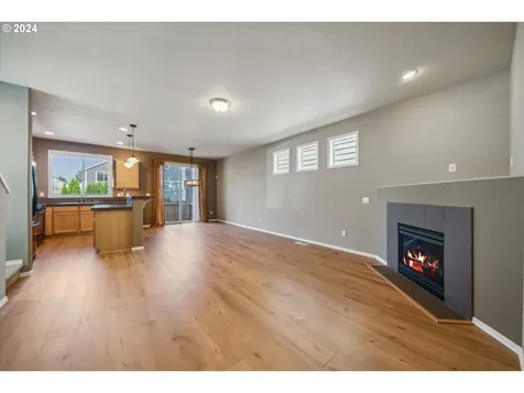 3069 Se Kingswood Avenue Hillsboro OR 97123