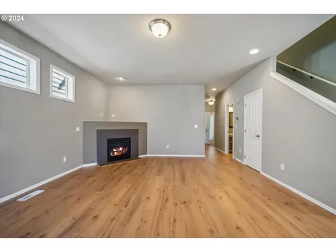 3069 Se Kingswood Avenue Hillsboro OR 97123