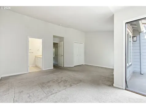 664 Ne 9th Street Gresham OR 97030