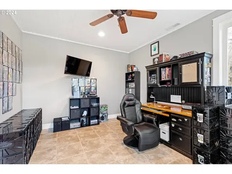 1040 Holly Avenue Cottage Grove OR 97424