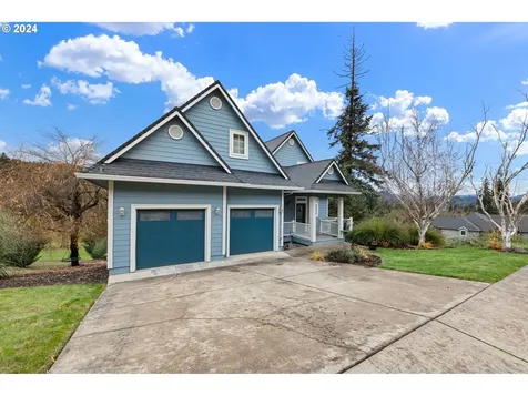 1040 Holly Avenue Cottage Grove OR 97424