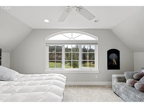 1040 Holly Avenue Cottage Grove OR 97424