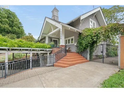1524 NE 48th Avenue Portland OR 97213