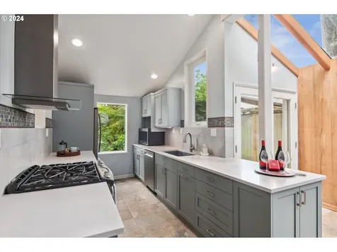 2908 Mckendrick Street Eugene OR 97405