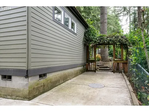 2908 Mckendrick Street Eugene OR 97405