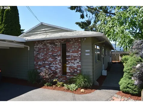 6151 NE Vera Street Portland OR 97213