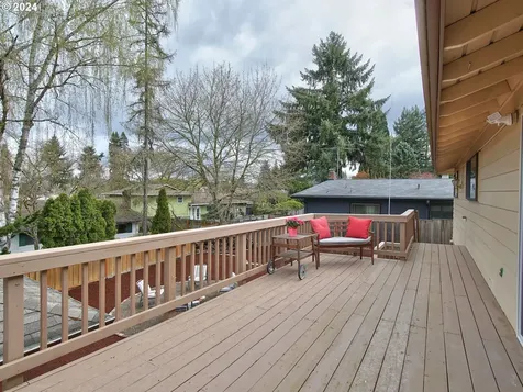 14255 SW Barlow Court Beaverton OR 97008