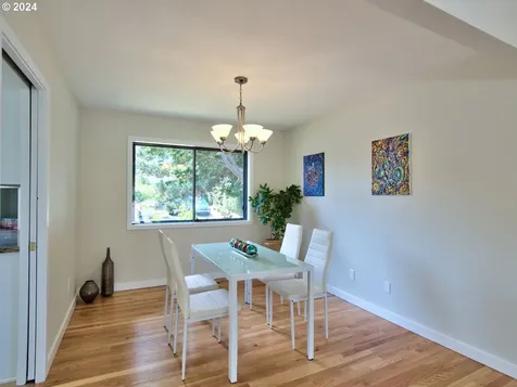 14255 SW Barlow Court Beaverton OR 97008