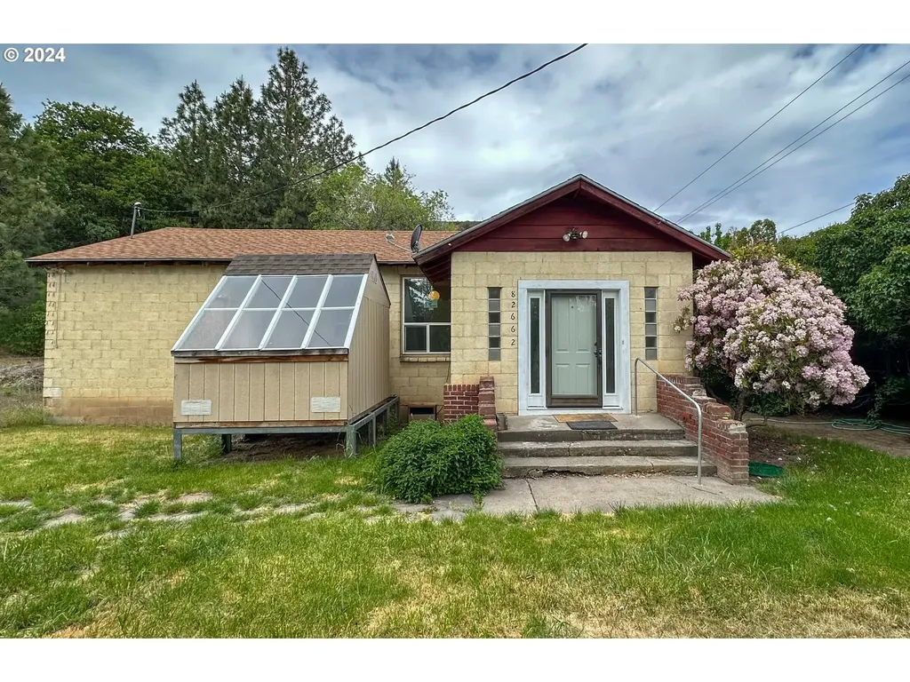 82662 2nd Street Tygh Valley OR 97063