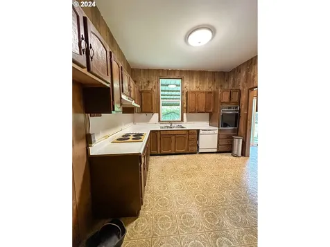 82662 2nd Street Tygh Valley OR 97063