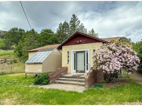 82662 2nd Street Tygh Valley OR 97063