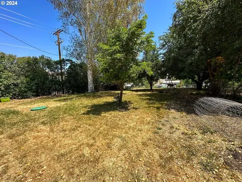 82662 2nd Street Tygh Valley OR 97063