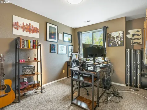5007 SE Malden Drive Portland OR 97206