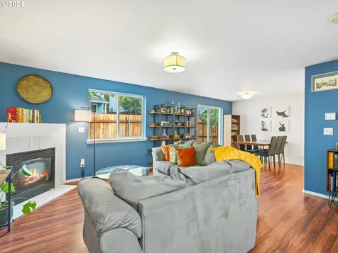 5007 SE Malden Drive Portland OR 97206