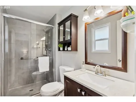 2835 SE Cedar Drive Hillsboro OR 97123
