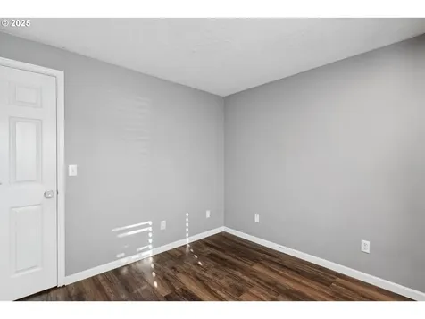 2835 SE Cedar Drive Hillsboro OR 97123