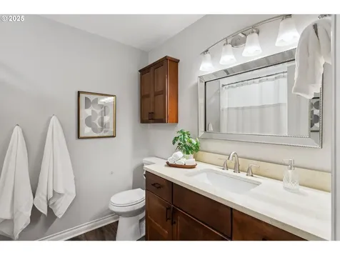 2835 SE Cedar Drive Hillsboro OR 97123