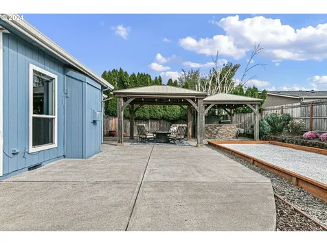 3790 Berkshire Street Eugene OR 97401