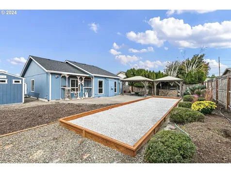 3790 Berkshire Street Eugene OR 97401