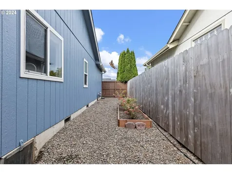 3790 Berkshire Street Eugene OR 97401