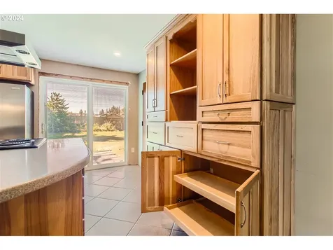 103 Ne 107th Street Vancouver WA 98685