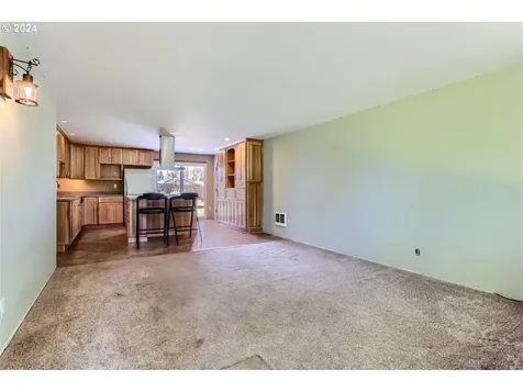 103 Ne 107th Street Vancouver WA 98685