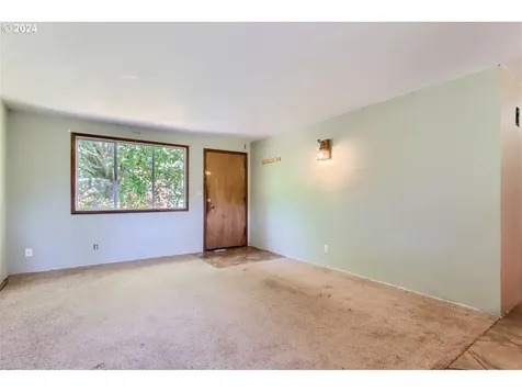 103 Ne 107th Street Vancouver WA 98685
