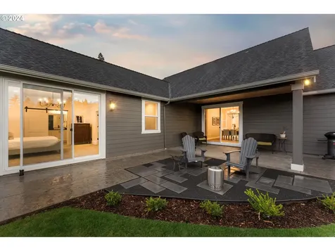 4972 Denali Street SE Salem OR 97302