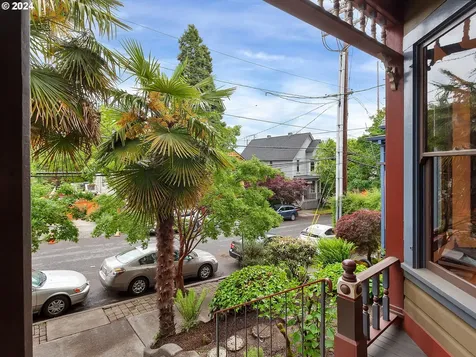 1724 Sw Clay Street Portland OR 97201