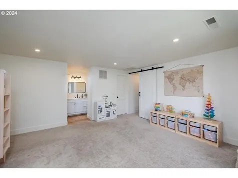 21573 Sw Dakota Circle Tualatin OR 97062