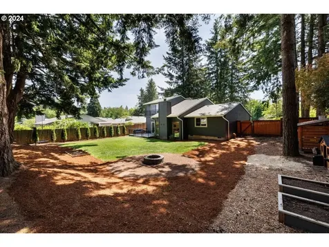 21573 Sw Dakota Circle Tualatin OR 97062