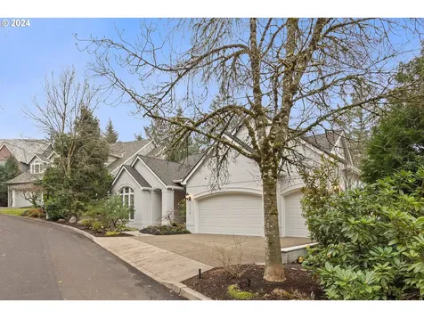 9234 NW Murdock Street Portland OR 97229