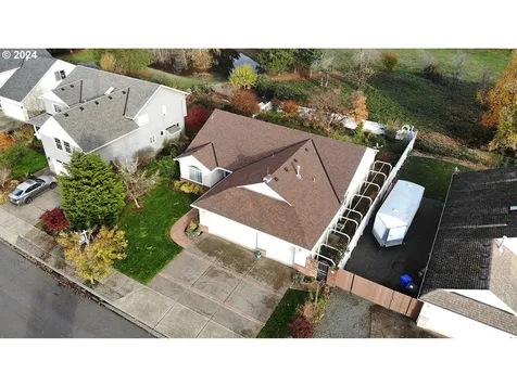 20226 Meriwether Drive Oregon City OR 97045