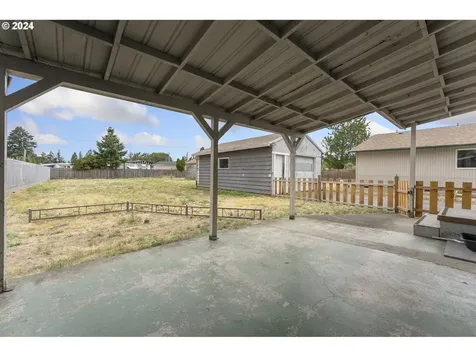 8503 SE Hinkley Avenue Happy Valley OR 97086