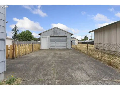8503 SE Hinkley Avenue Happy Valley OR 97086