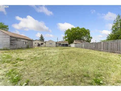 8503 SE Hinkley Avenue Happy Valley OR 97086