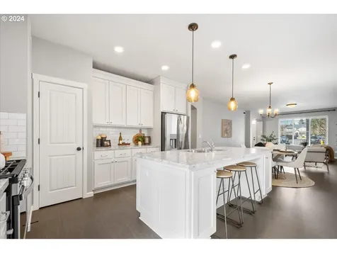 16519 NE 97th Street Vancouver WA 98682