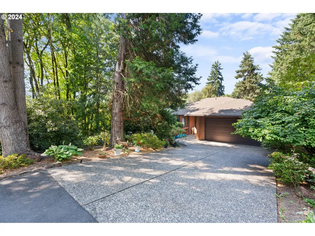 6215 SW Prosperity Park Road Tualatin OR 97062