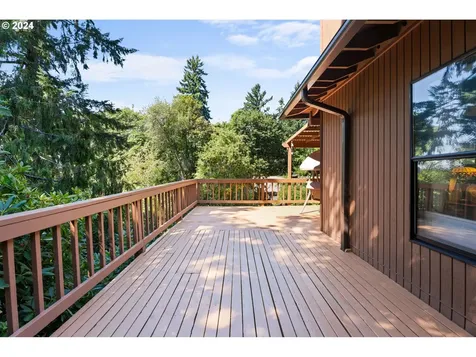 6215 SW Prosperity Park Road Tualatin OR 97062