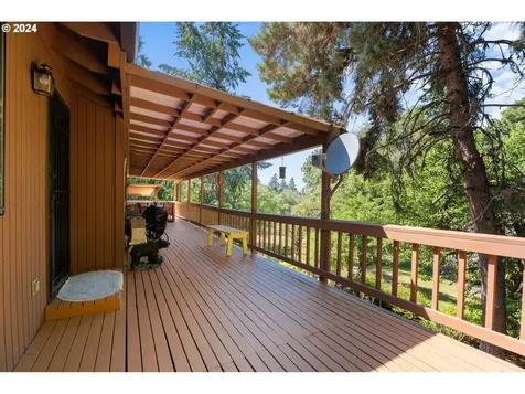 6215 SW Prosperity Park Road Tualatin OR 97062