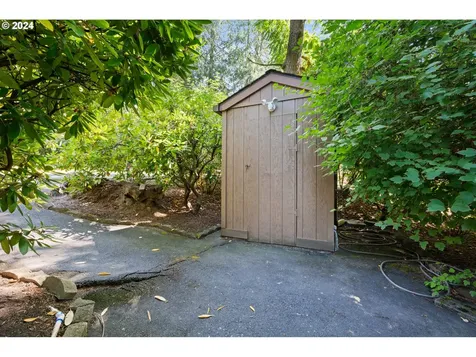 6215 SW Prosperity Park Road Tualatin OR 97062