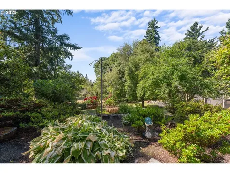 6215 SW Prosperity Park Road Tualatin OR 97062