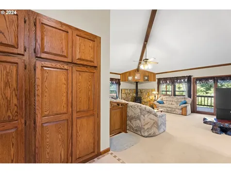 6215 SW Prosperity Park Road Tualatin OR 97062